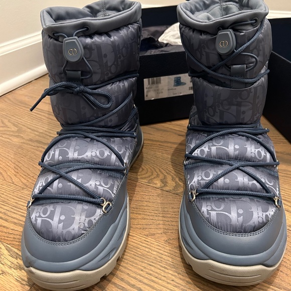 COPY - Christian Dior Boots - Picture 1 of 6
